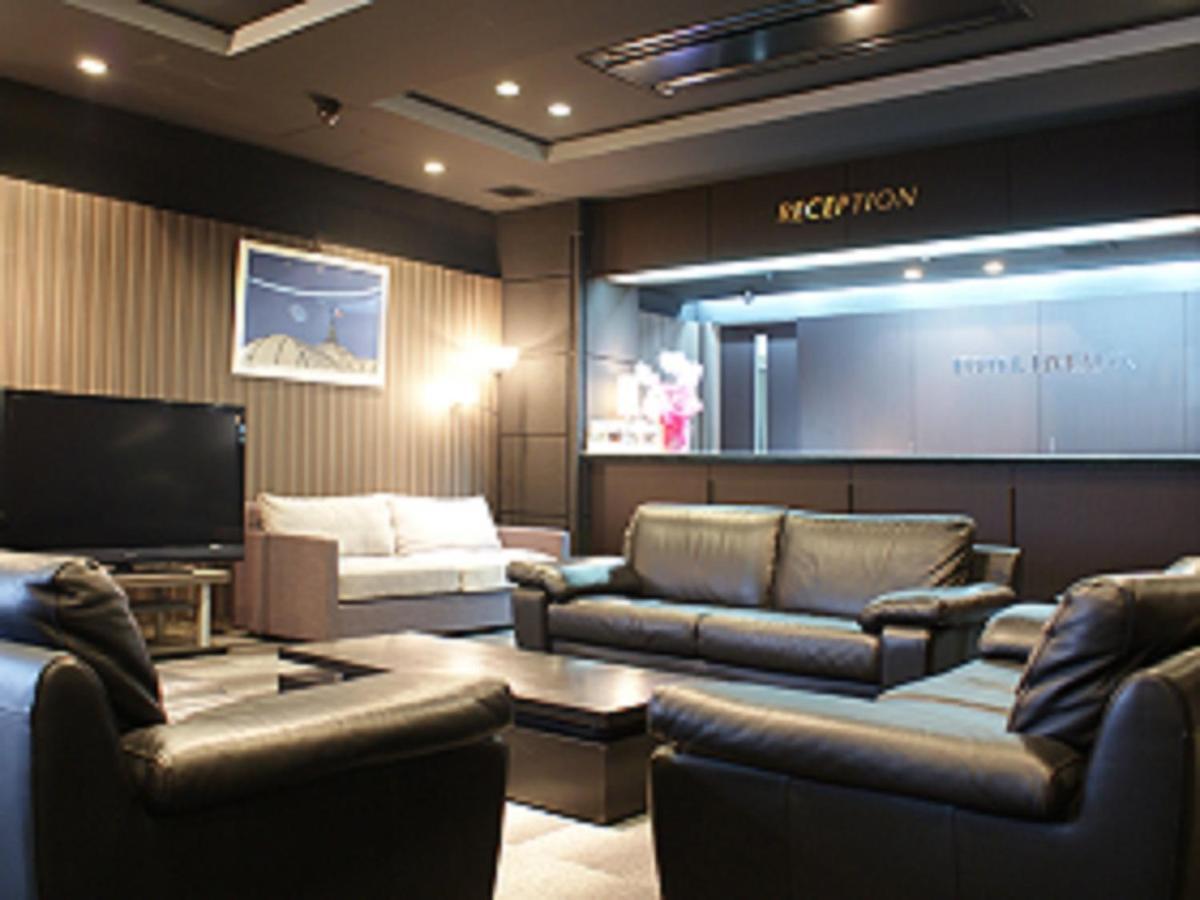 Hotel Livemax Budget Hiratsuka Ekimae Zewnętrze zdjęcie
