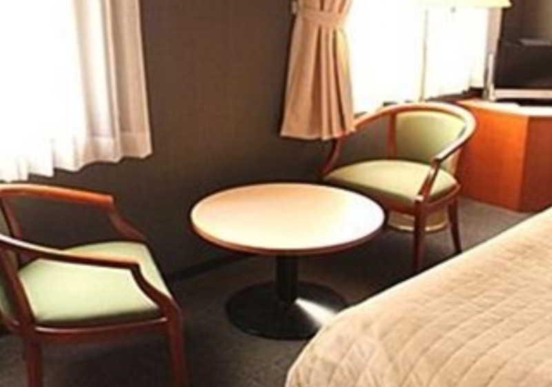 Hotel Livemax Budget Hiratsuka Ekimae Zewnętrze zdjęcie